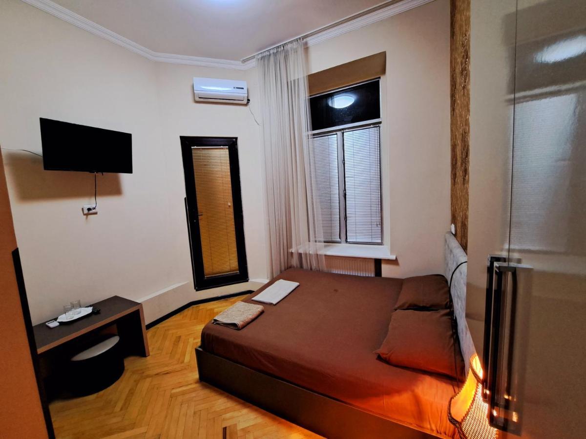 Liza'S Home Kutaisi Exterior photo