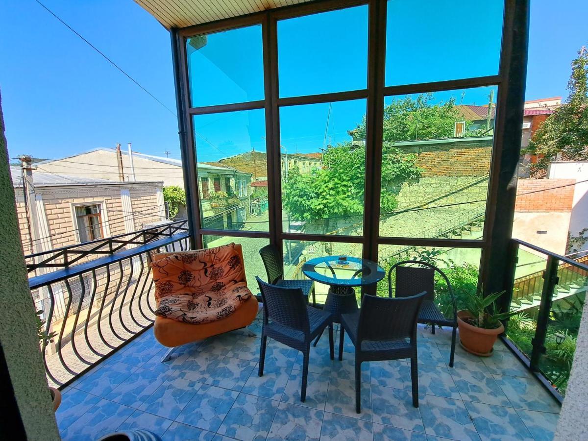 Liza'S Home Kutaisi Exterior photo