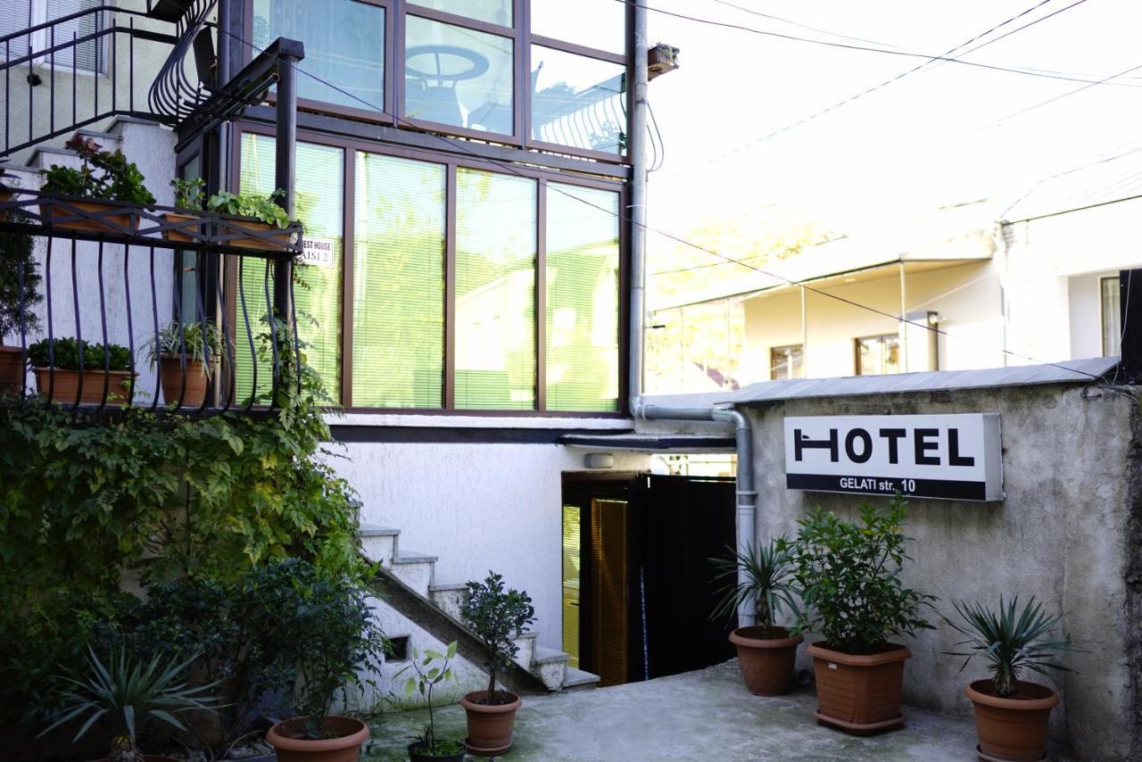 Liza'S Home Kutaisi Exterior photo